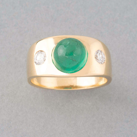 Gold Diamonds and 2 Carats Emerald Ring