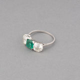 Platinum Diamonds and Emerald French Art Déco Ring