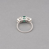 Platinum Diamonds and Emerald French Art Déco Ring