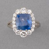 Certified 5.20 Carats Sapphire and Diamonds Ring