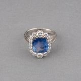 Certified 5.20 Carats Sapphire and Diamonds Ring