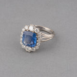 Certified 5.20 Carats Sapphire and Diamonds Ring