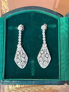 Gold Platinum and 5.50 Carats Diamonds French Art Deco Earrings