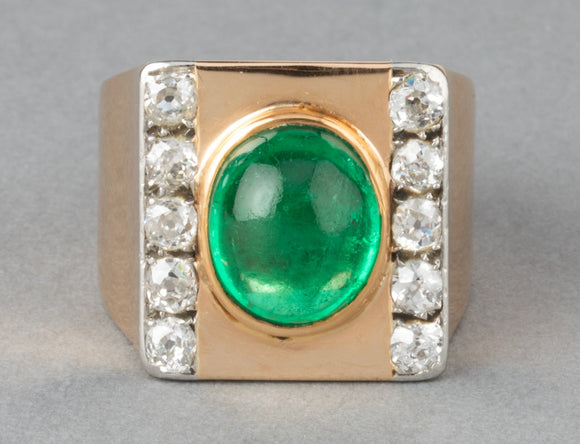 Gold Diamonds and 4 Carats Emerald French Tank Ring